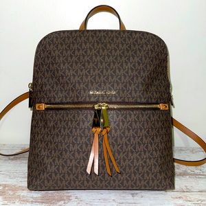 Michael kors slim backpack